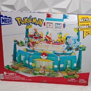 Mega Bloks Pokémon Training Stadium Building Set - Blue and Red